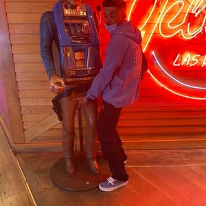 Meet your Posher, Vincent